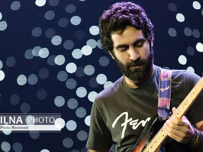 تلفیق برگ برنده ما برای بُرد در عرصه‌های بین‌المللی است/ گروه‌های موسیقی «شومن» می‌خواهند نه نوازنده/ ظرف چند سال آینده موزیسین‌های بزرگی خواهیم داشت/ «کامنت» منحل شد