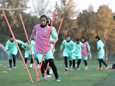 ۳۰ بازیکن به اردوی تیم ملی دعوت شدند