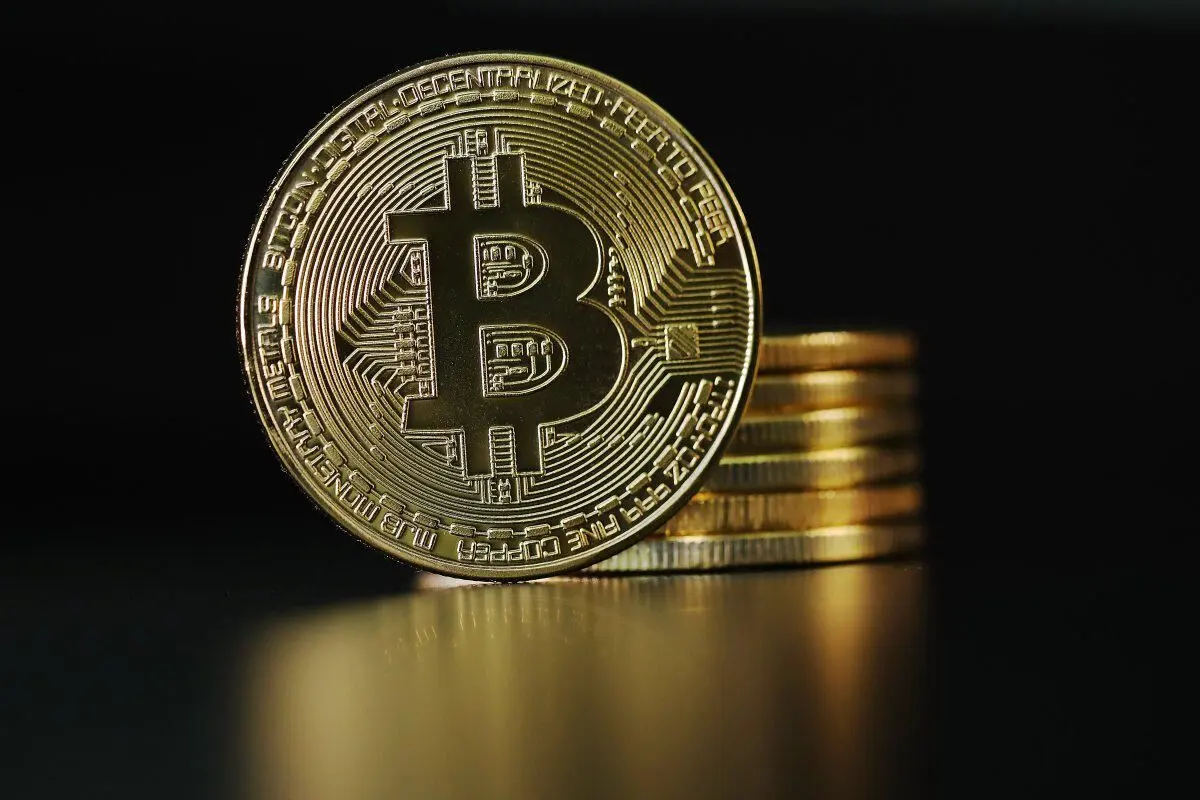 قیمت بیت‌کوین در ایران به 38 میلیون و 576 هزار تومان رسید+جدول قیمت
