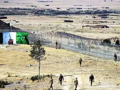حصارکشی مرز ایران و پاکستان ۴ سال زمان می‌برد