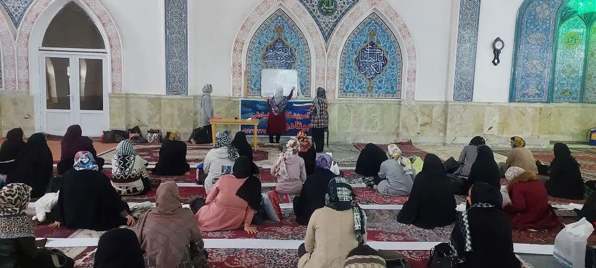 بهره مندی بیش از هزار نفر البرزی از آموزش های مهارتی در قرارگاه های اجتماعی استان