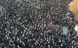 اجتماع مردم تهران و دیگر شهرهای ایران در پی شهادت رهبر انقلاب