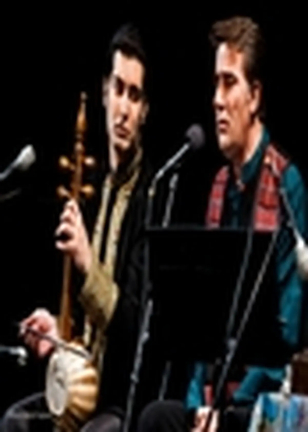 شیرازی‌ها به استقبال گروه موسیقی قمر رفتند