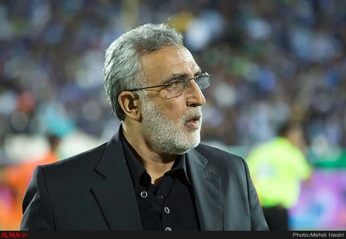 خودروسازان فانوس به دست و در سودای جدایی از خطر سقوط