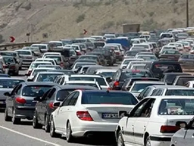 ترافیک در محورهای مواصلاتی گیلان روان اما پر تردد است