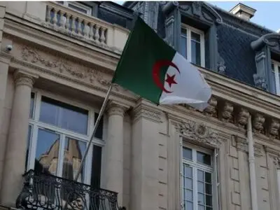 Algeria expels 12 French diplomats amid rising tensions