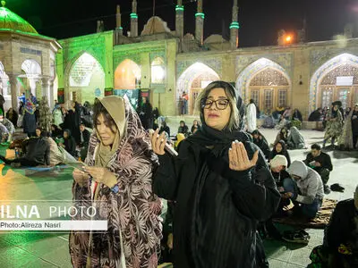 مراسم شب‌های قدر در گلزار شهدای قزوین 