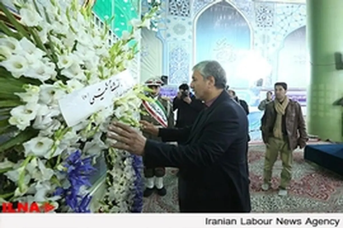 کارگری بودم که به برکت انقلاب وزیر شدم
