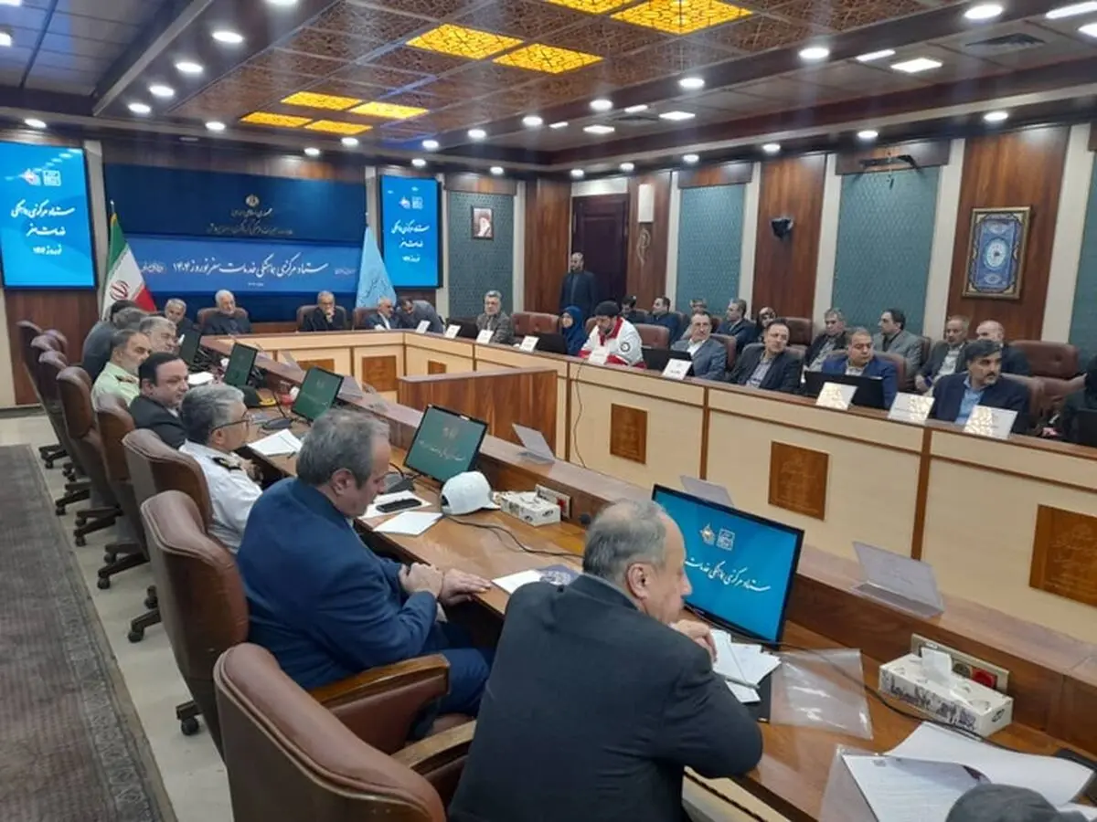 امدادرسانی ۲۵۰ هزار نیروی پلیس و ۴ هزار خودروی امدادی هلال احمر / برپایی ۱۲۰۰ نوروزگاه با کمک عشایر / ثبت ۱۰۳ میلیون تردد جاده‌ای تنها در چهار روز