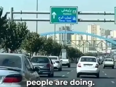 تعجب یک توریست از عدم رانندگی ایرانی‌ها بین خطوط! + فیلم