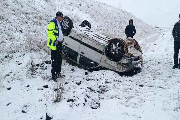 دو کشته و ٩مصدوم در تصادف جاده صالح آباد خراسان رضوی 