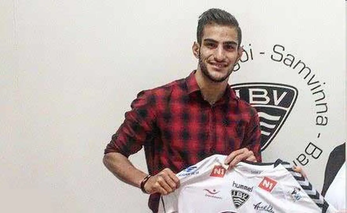 فیلم/ دبل مهاجم پرسپولیسی در جزایر دور افتاده