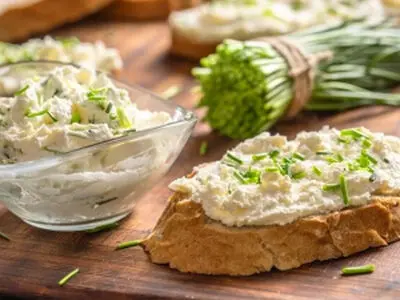 بهترین چاشنی و سس برای سالاد اولیه