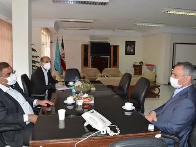 وزارت کار برای رفع موانع صدور پروانه کار اتباع خارجی همکاری کند