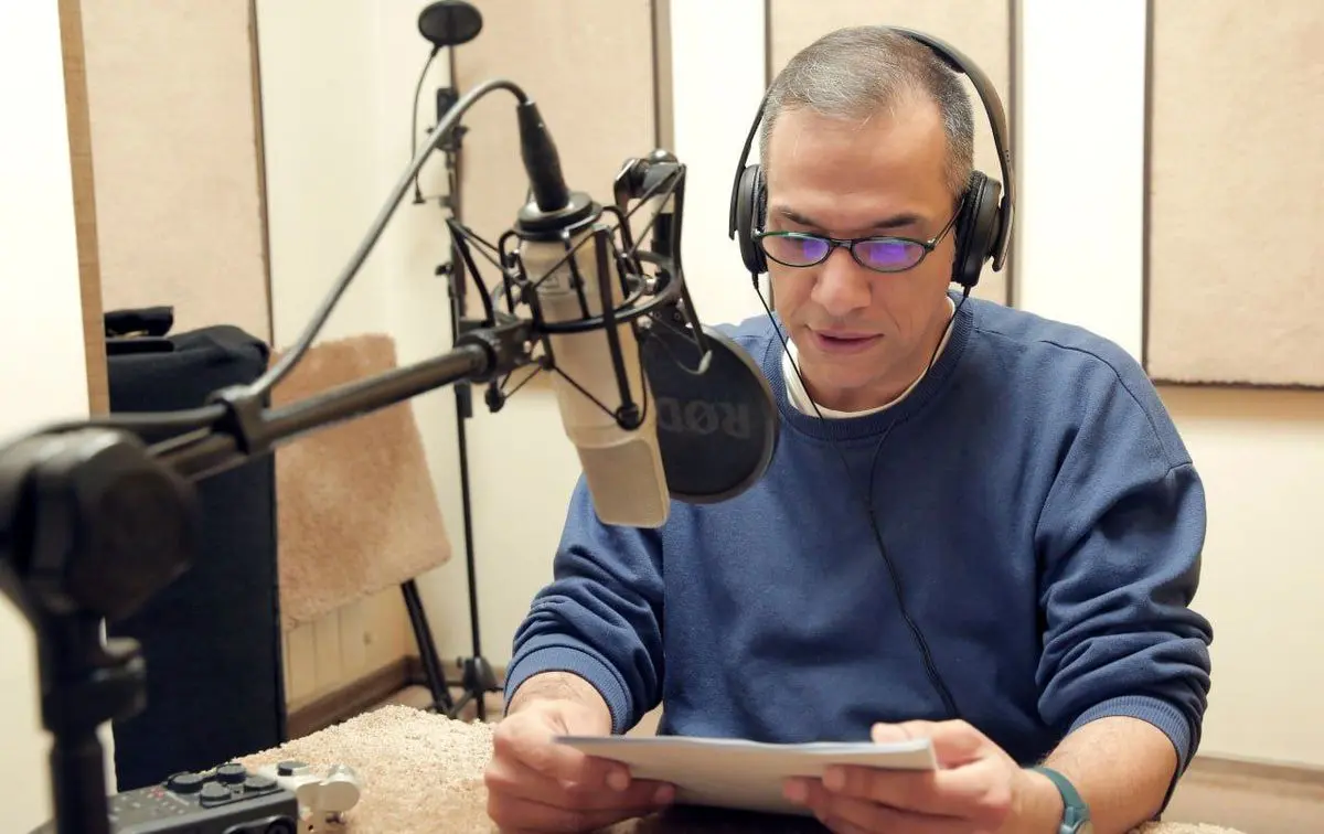 انتشار نسخه ویژه نابینایان «مرد بارانی» با صدای مجید آقاکریمی
