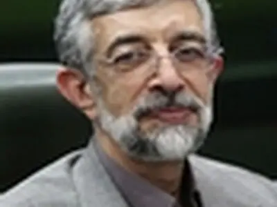 آیت‌الله مهدوی کنی یک روحانی تمام عیار است