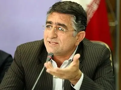 مدیریت شهری نباید وظیفه جلوگیری از ساخت‌وسازهای غیرمجاز را روی دوش پلیس بیندازد/ شهرداری چرا بعد از قد کشیدن ساختمان‌های خلازیر، تازه به فکر تخریب افتاد؟!
