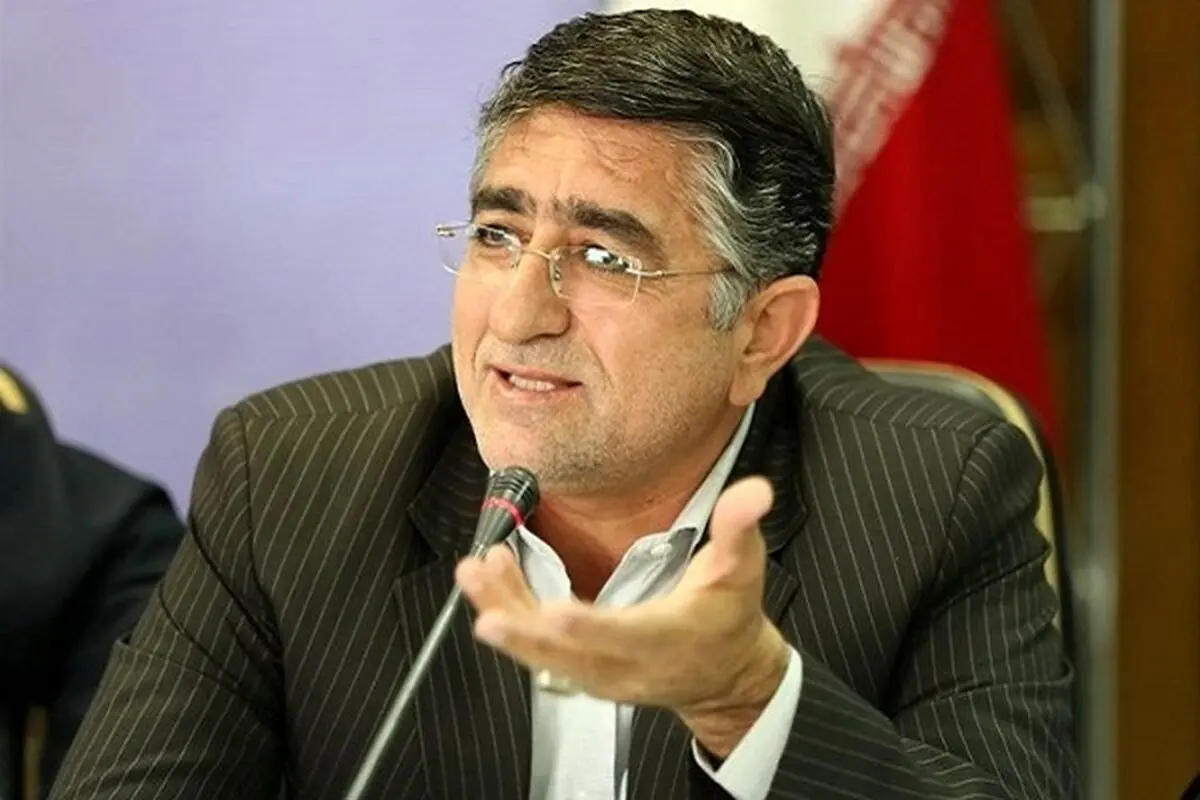مدیریت شهری نباید وظیفه جلوگیری از ساخت‌وسازهای غیرمجاز را روی دوش پلیس بیندازد/ شهرداری چرا بعد از قد کشیدن ساختمان‌های خلازیر، تازه به فکر تخریب افتاد؟!
