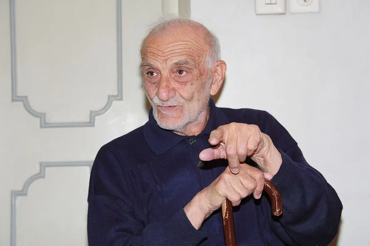 معاون مهدی بازرگان درگذشت