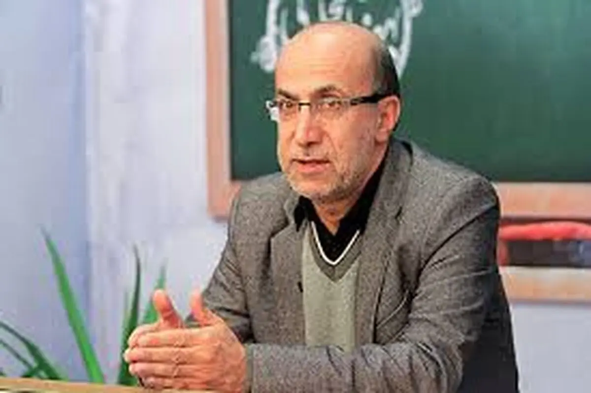 تلاش ما تقویت شرکت های تولیدکننده داخلی دارو است 