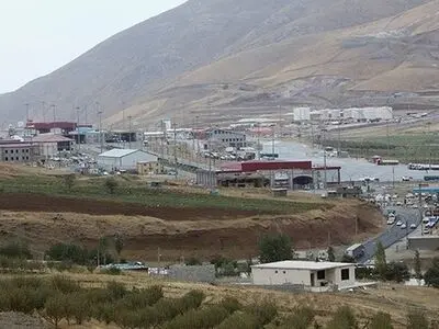 Iran denies closing main border crossing with northern Iraq