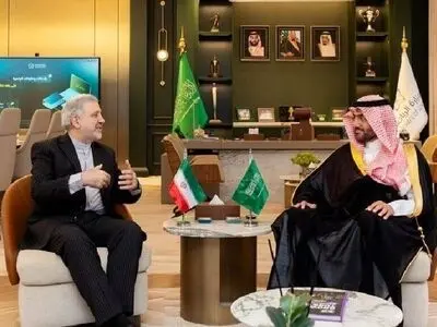السفير الإيراني لدى الرياض يلتقي نائب وزير الرياضة السعودي
