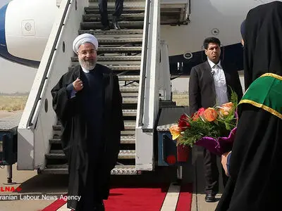 رییس‌ جمهور وارد استان کردستان شد
