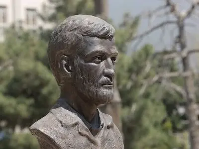 سردیس سردار احمد متوسلیان رونمایی می‌شود