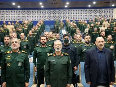 نیرو‌های مسلح نباید از فناوری‌های پیشرفته روز دنیا عقب بمانند