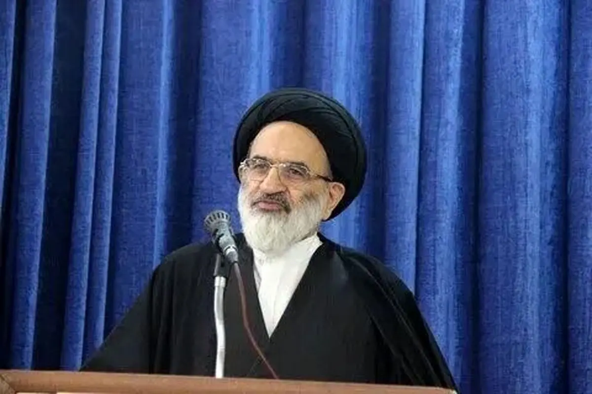 خدمت به مردم و عشق به محرومان از ویژگیهای شهید رئیسی بود