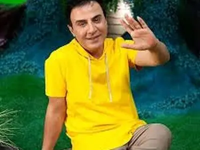 استوری دردناک عمو پورنگ درمورد زندگی و مادرش