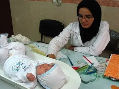 واکسیناسیون تکمیلی سرخک و سرخجه برای بیش از ۲۵۰ هزار کودک در خوزستان

