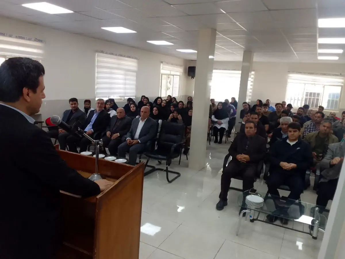 کارگران حوزه درمان، سهم بسزایی در تأمین سلامت جامعه دارند