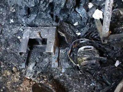 آتش سوزی انبار ضایعات در مشهد منجر به مرگ یک نفر شد