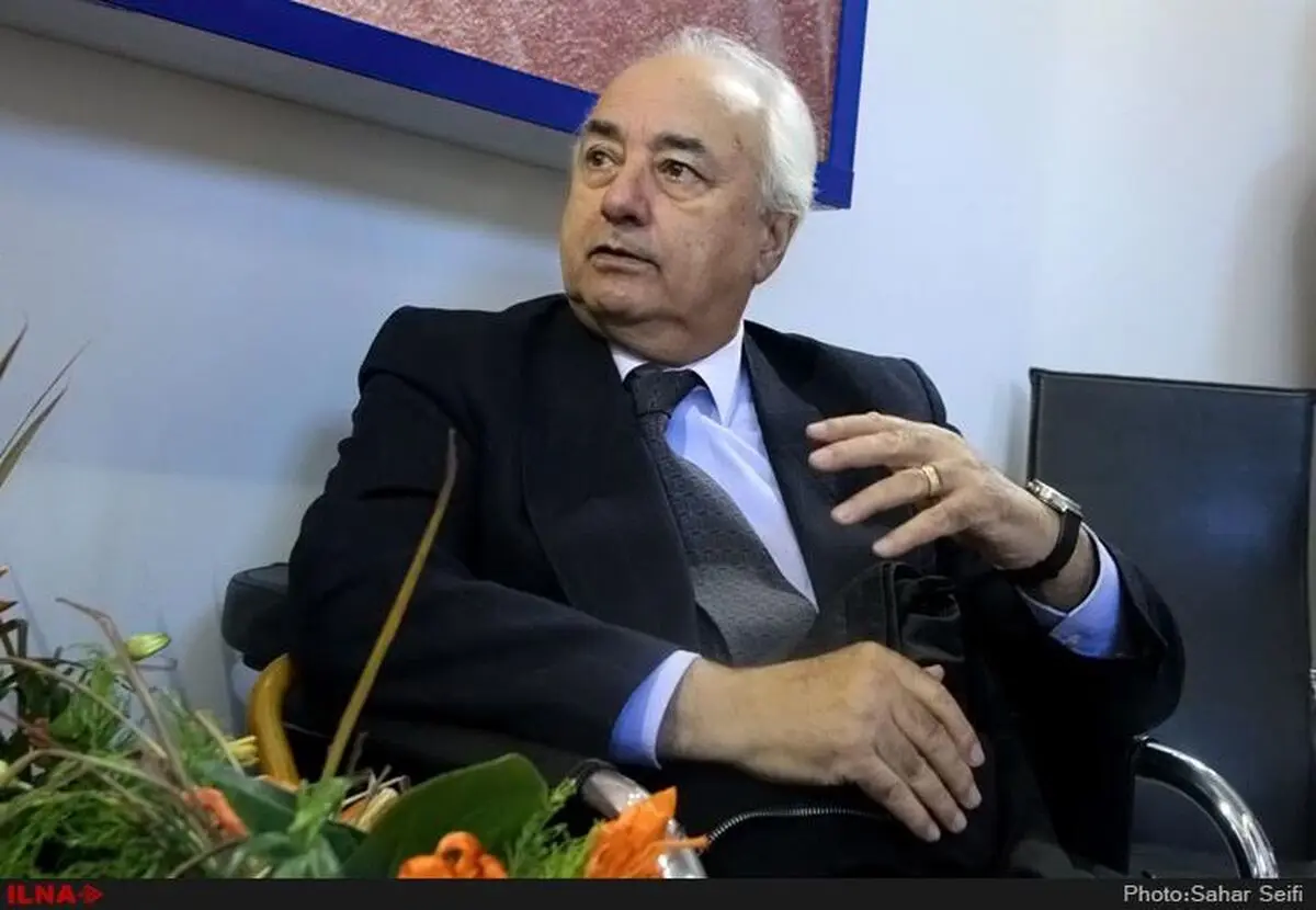 اروپا مایل است روابط کج‌دار و مریز کنونی خود را با ایران حفظ کند/ قصد ترامپ مردد کردن اروپایی‌ها از معامله با ایران است