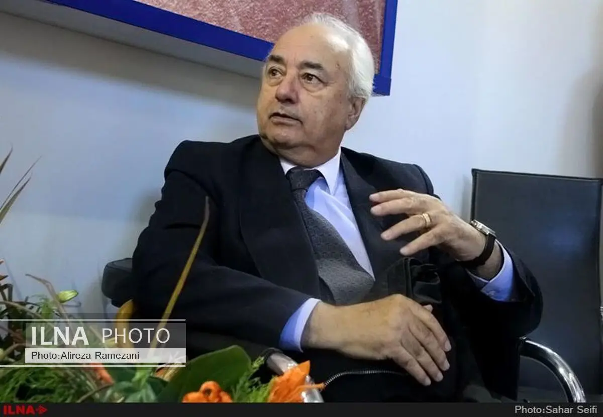 رفتار پاریس با تهران محتاطانه است/ به سفیر فرانسه گفتم خوشوقتم که دیپلمات نیستم