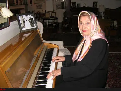 تجلیل از مقام هنری فخری ملک‌پور در تالار وحدت/اجرای اهالی موسیقی در نکوداشت بانوی پیانیست