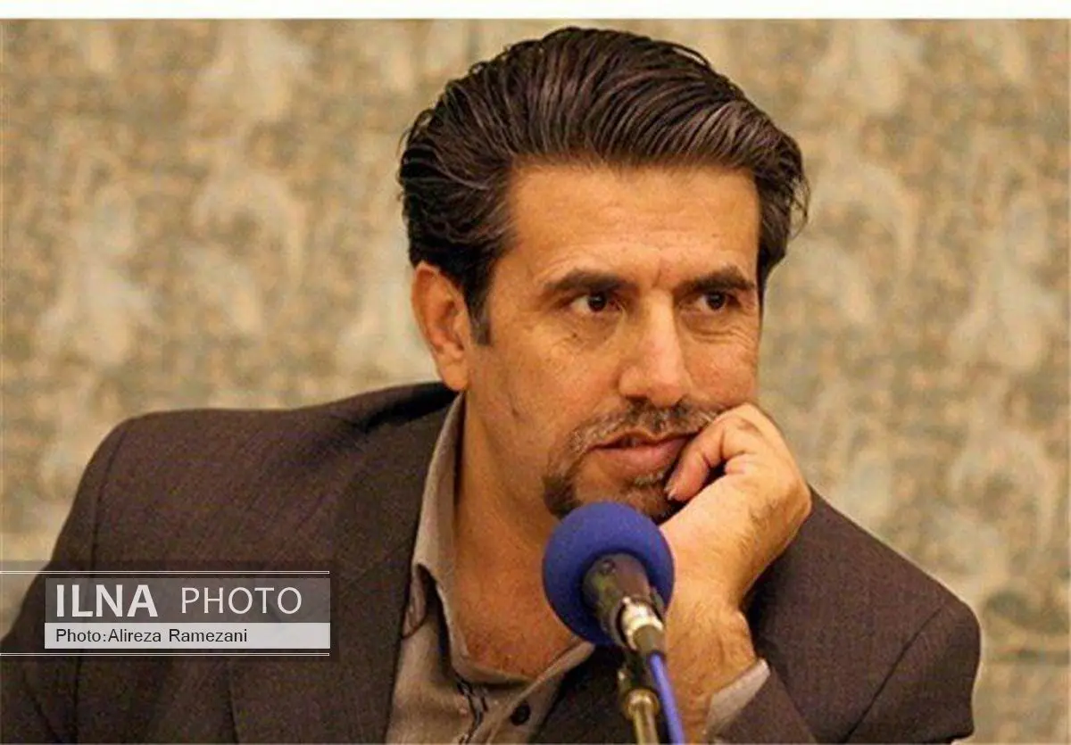 تقدس بخشی به رفتارهای انسانی سرآغاز خطا است