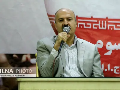 صدای احزاب به خوبی شنیده نمی‌شود و این مشکل به مسأله قانون احزاب باز می‌گردد/ احزاب پیمانکار انتخابات هستند