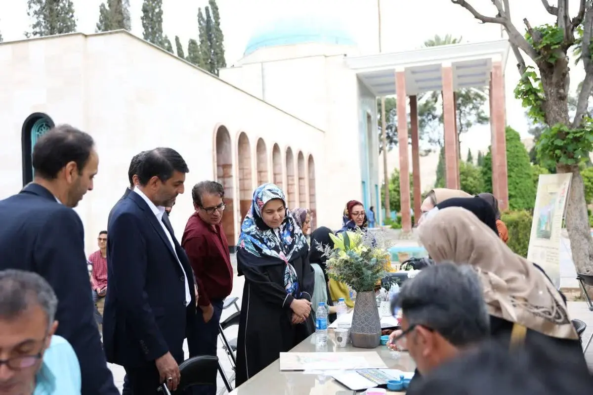 سعدی؛ میزبان رویداد هنری گل و مرغ و خوشنویسی شد