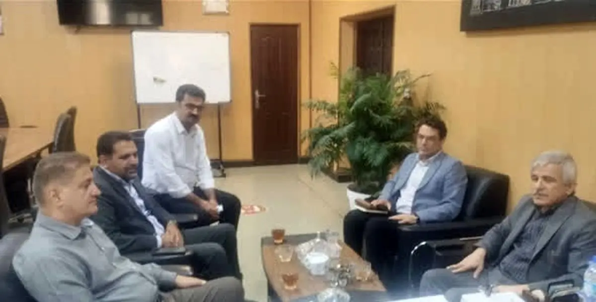 تأکید مدیرکل غله البرز بر تسهیل فرآیندهای بانکی و تقویت همکاری با بانک کشاورزی