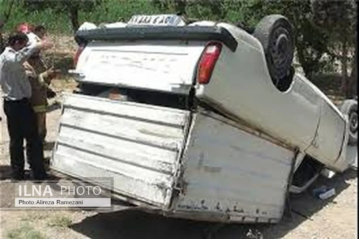 واژگونی وانت یک کشته بر جای گذاشت