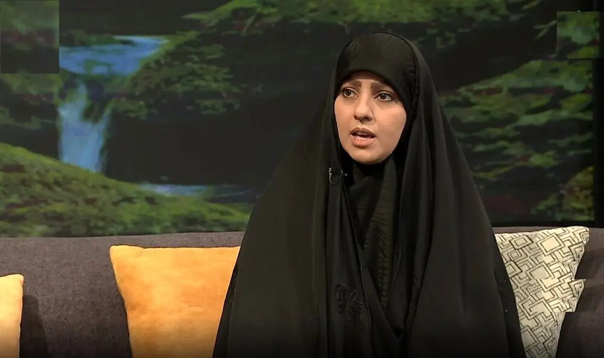 دشمن تنها قصد برداشتن روسری را ندارد/ می‌خواهند ساختار خانواده و نقش تربیتی مادر را تضعیف کنند