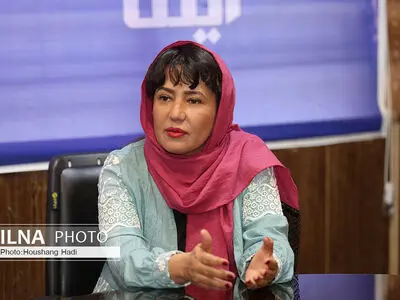 با هنر می‌توان پا را از استانداردهای جامعه فراتر گذاشت/ برای حمایت از قربانیان خشونت، هنر بهترین راه است