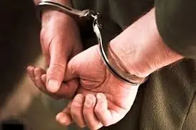 دستگیری سه تن از کارکنان یکی از ادارات استان هنگام دریافت رشوه