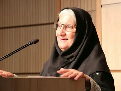اخلاق‌مداری از ویژگی‌های کتابداران است/حضور افراد متخصص در کتابخانه ملی قابل توجه است