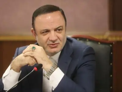 رضا مسرور به دعوت رسمی رئیس سازمان جهانی مناطق آزاد، عازم چین شد