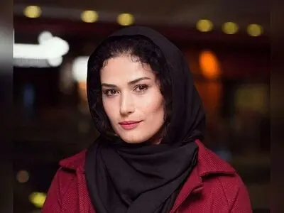 لادن مستوفی به «دروغ» پیوست