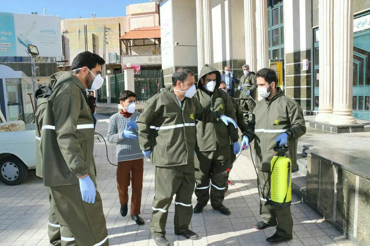 مشارکت خبرنگاران تربت جام در ضد عفونی کردن معابر شهری