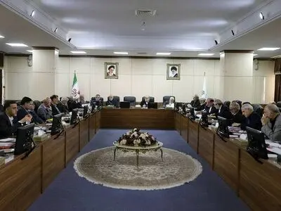 طرح‌های اقتصادی ملی و پیشران برنامه هفتم با سیاست‌های کلی منطبق نیست